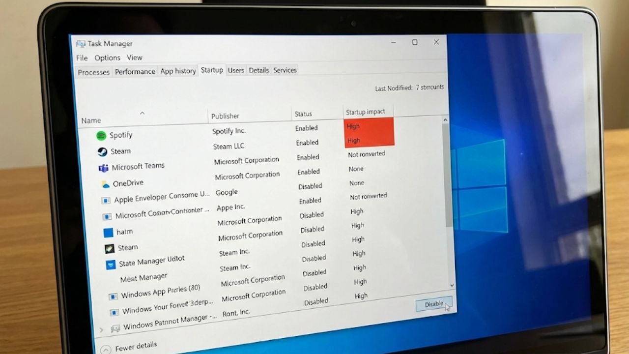 Matikan 7 Aplikasi Startup Ini, Supaya Booting Windows Tidak Lambat! Cara menonaktifkan aplikasi startup berat di Task Manager Windows.
